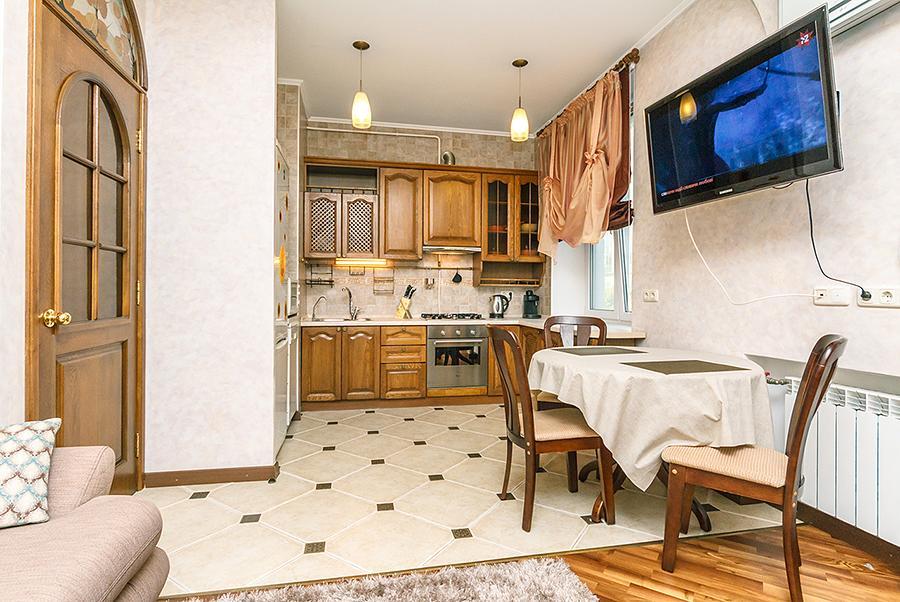 Ferienwohnung Amazing Two Beds In The Klovskiy Spusk Kiew Exterior foto